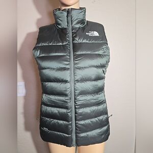 The North Face Ladies Aconcagua Green 550 Fill Down Puffer Vest Size S